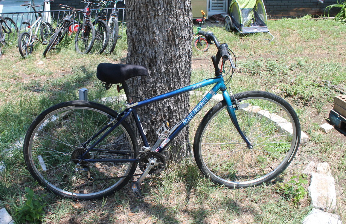Raleigh C30 Hybrid Bike – 0065 - Georgetown Free Bikes