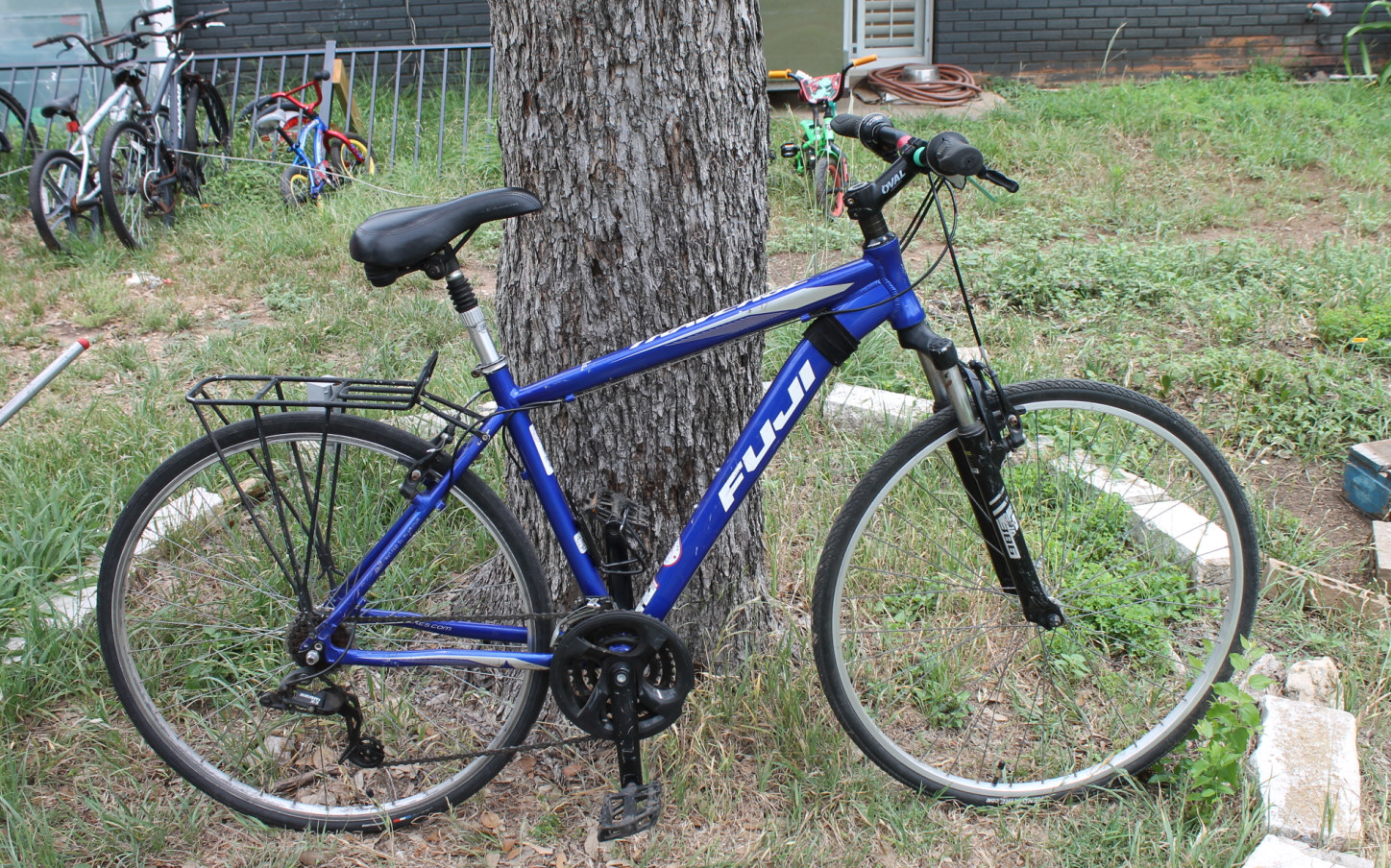 Fuji Traverse Hybrid Bike – 0079 Georgetown Free Bikes